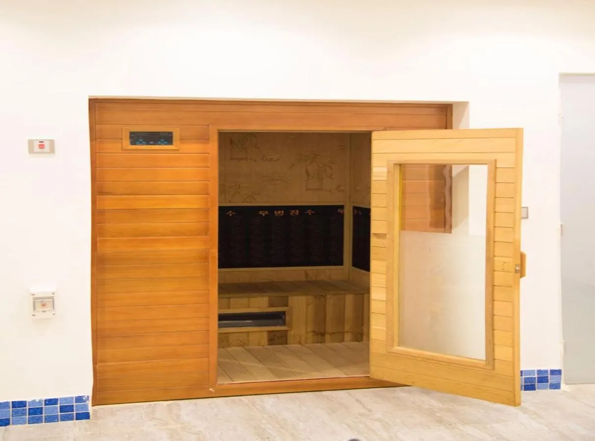 Carawan Hotel Jeddah - AlNAEM District- فندق كروان جدة - حي النعيم