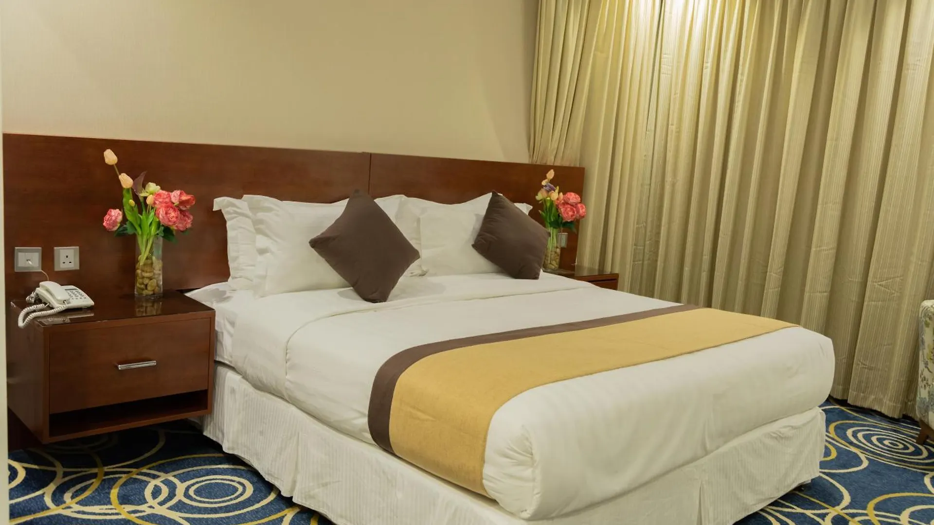 ***  Carawan Hotel Jeddah - AlNAEM District- فندق كروان جدة - حي النعيم المملكة العربية السعودية