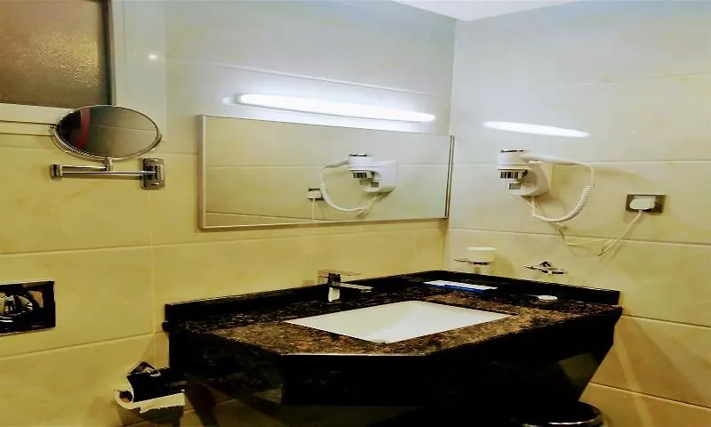 Carawan Hotel Jeddah - AlNAEM District- فندق كروان جدة - حي النعيم 3*,  المملكة العربية السعودية